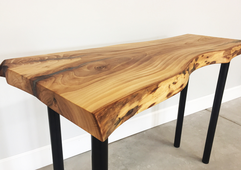 Live Edge Entry Table for a Local Marketing Agency